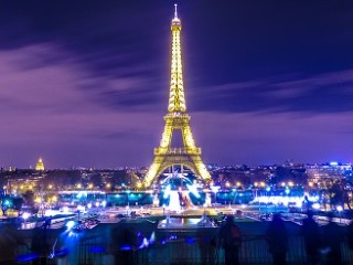Depuis Paris