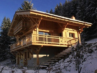 Chalet at the foot of the slopes