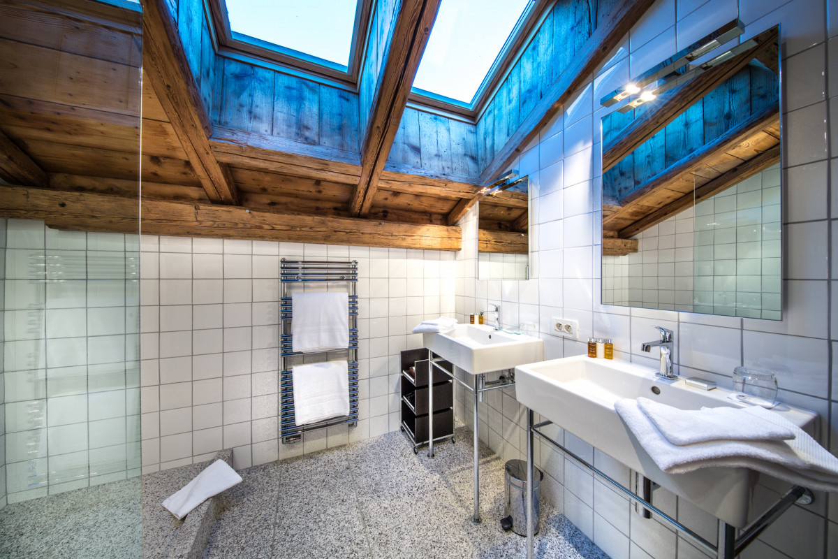 Suite Prestige N°16 upstairs bathroom