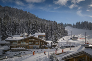 Hotel at the bottom of pistes