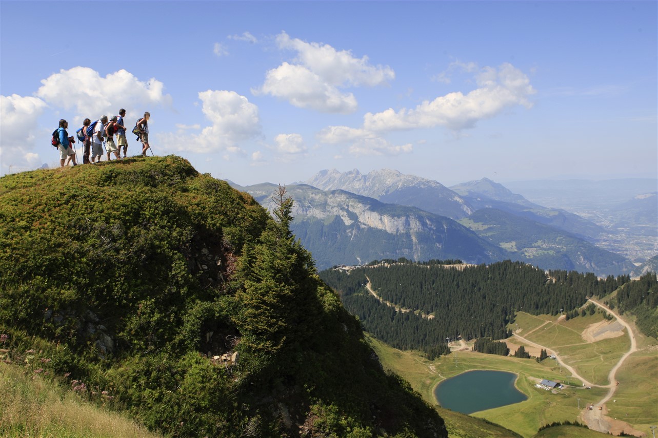 1 Montée piéton Retour offert Les Carroz Réservation, HauteSavoie (74)