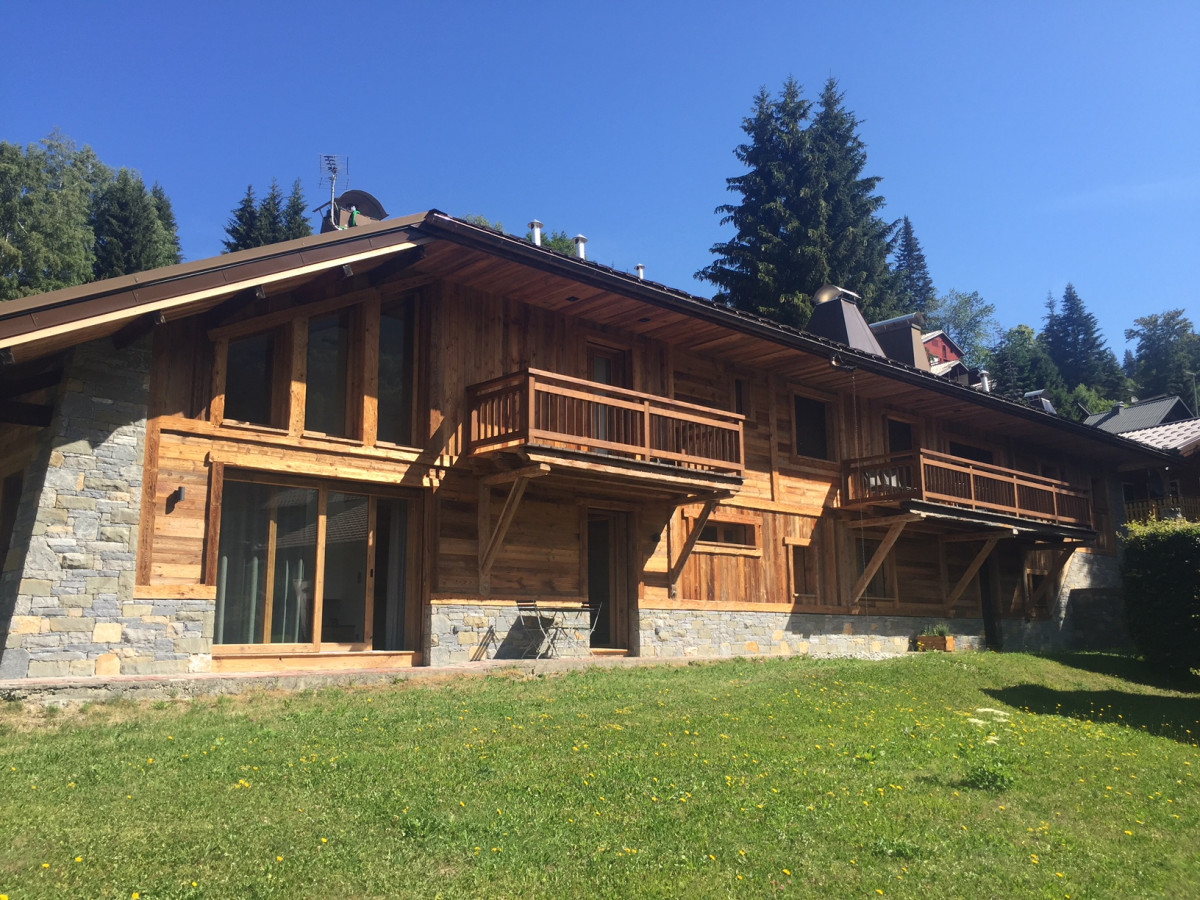 1-vue-chalet-ete-4142171