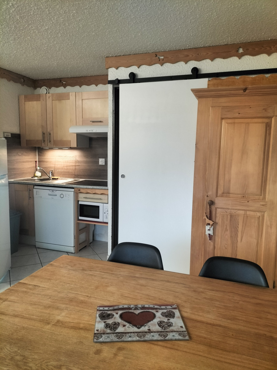 1000062894-8712361 1000062894-8712361