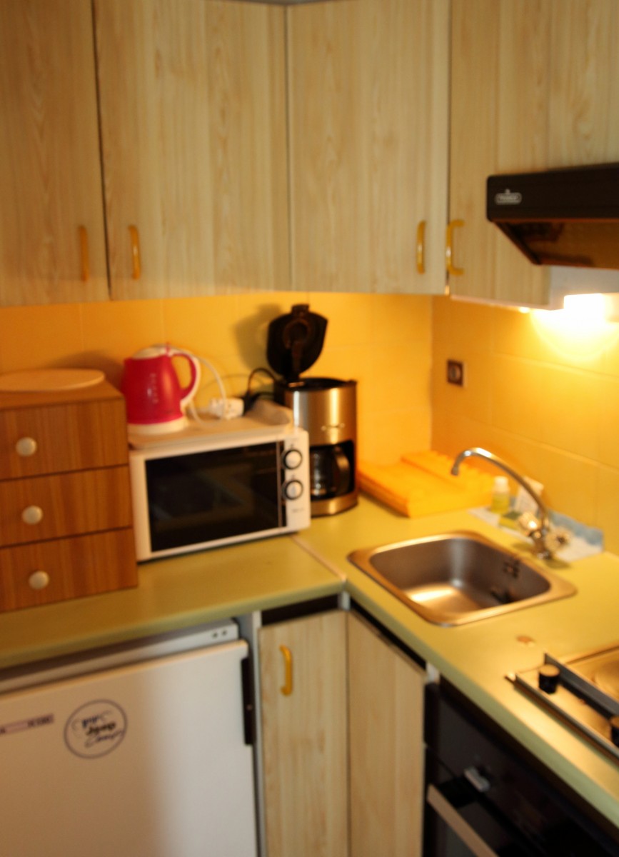 AM113 - KItchenette