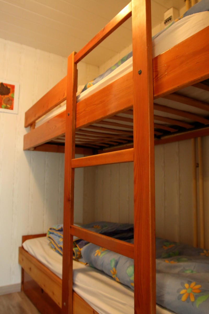 AT313 - Coin cabine