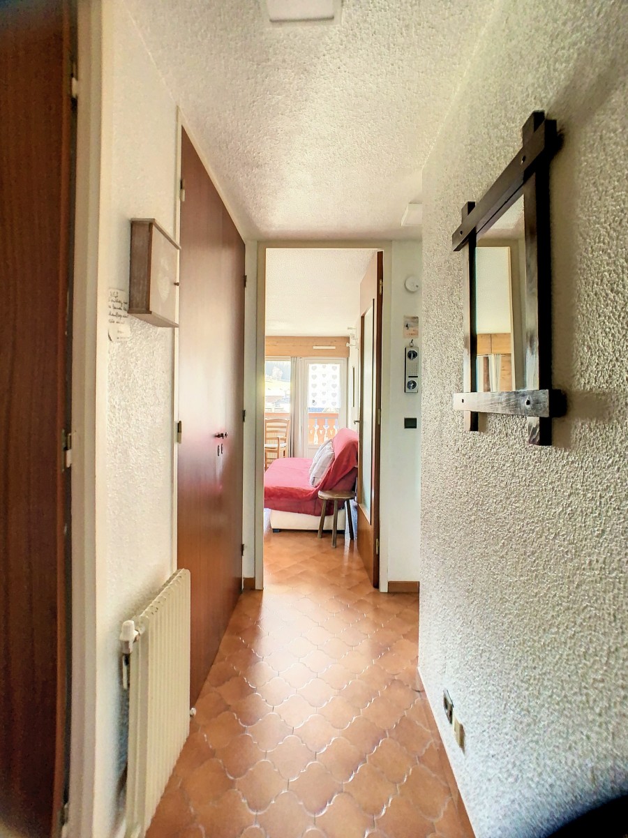 SL385bis-1649924409_1649925396_25409