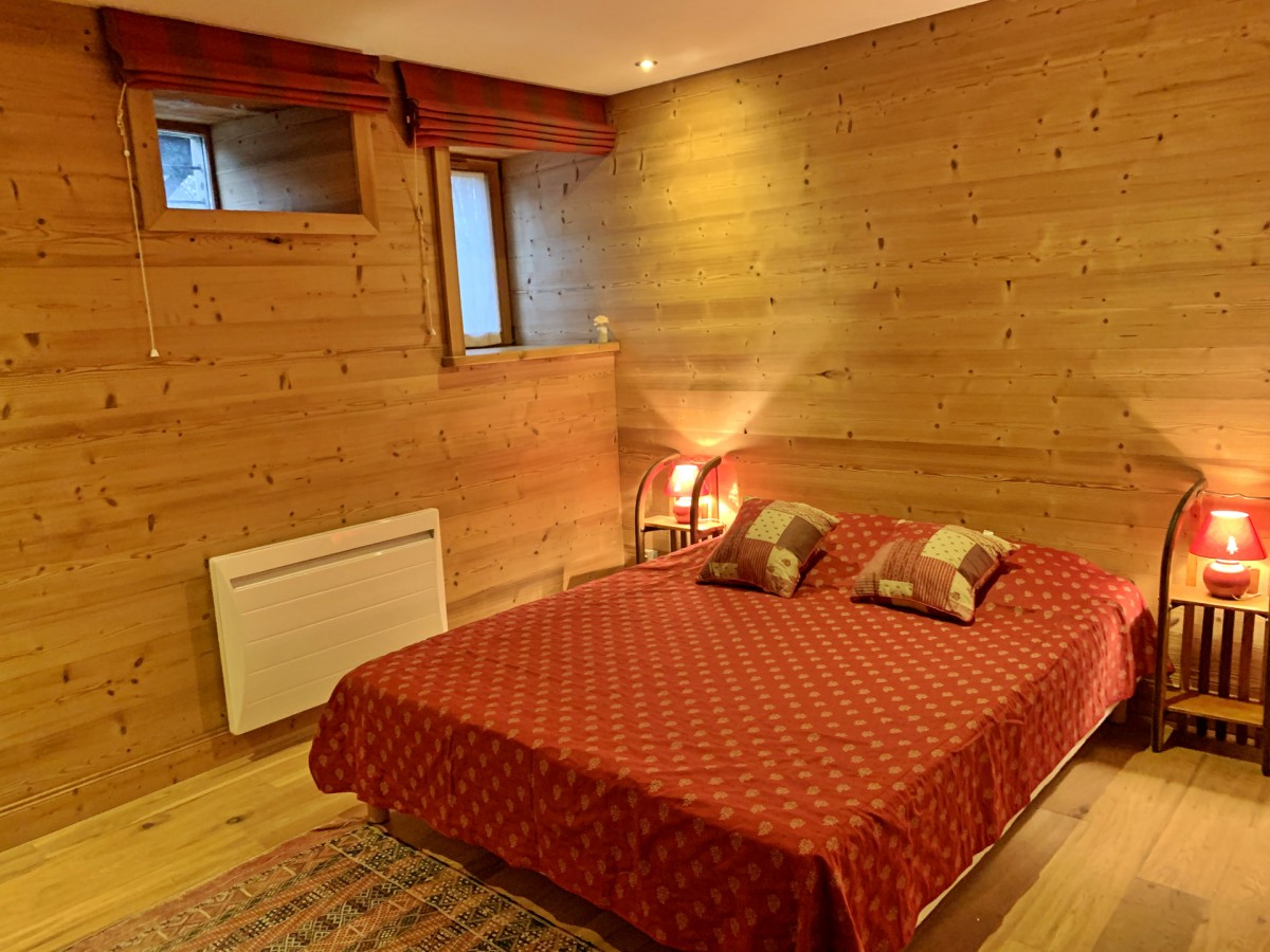 NAN620_ chambre double  RDC (n°4).jpg