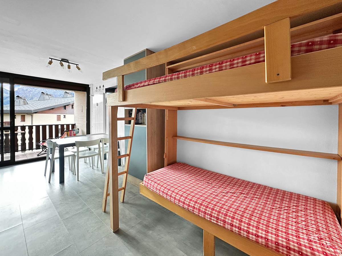 82079d9a80e8dea5e231c820e4a45cced0e4c1a7