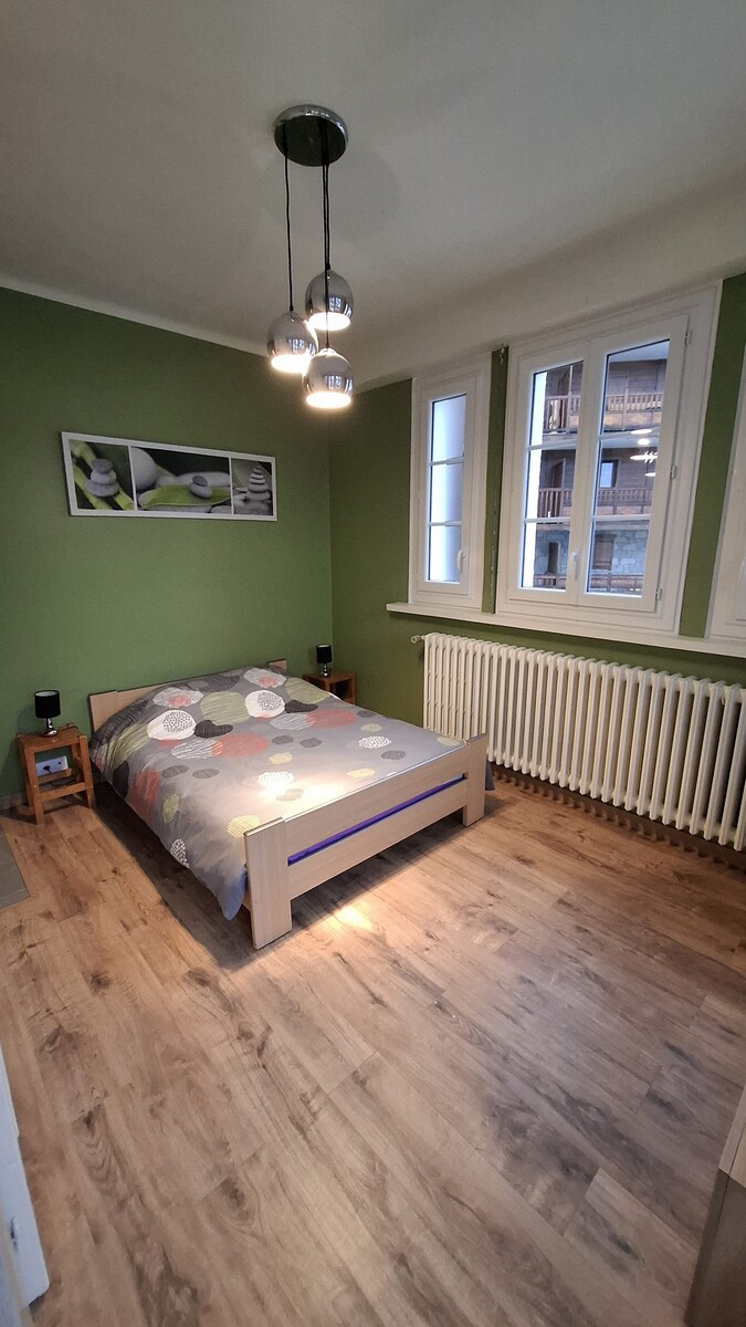 20251207-152332-8663497