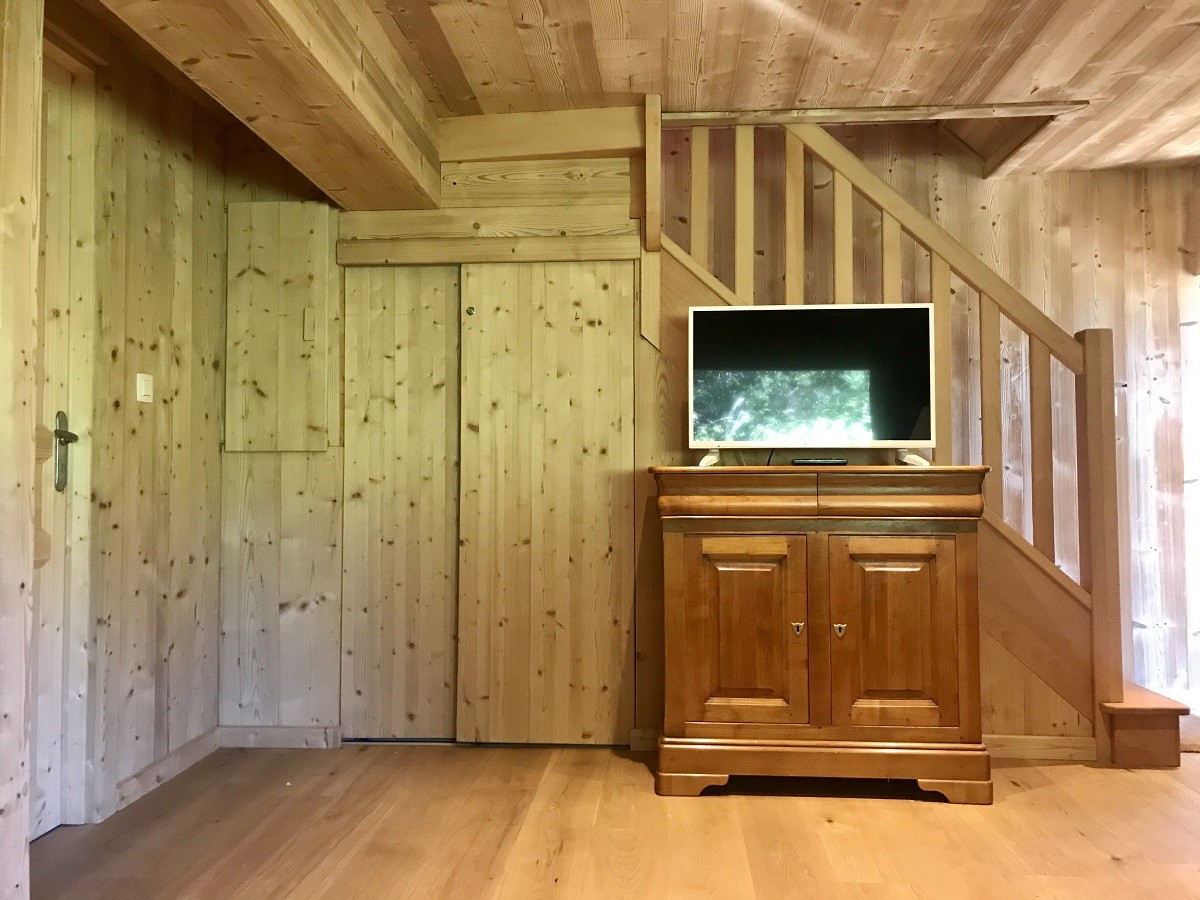 4-salon-tv-2-6026343