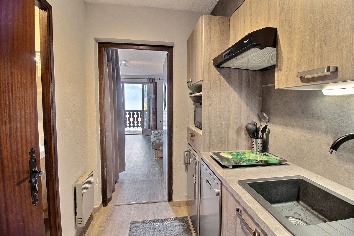 5-cuisine-couloir-4254099