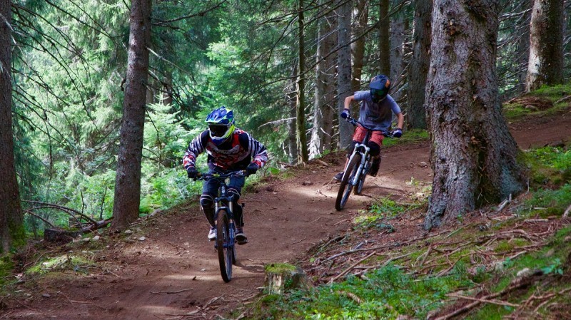 800x600-bike-park-le-carroz-5-3644503-4789128