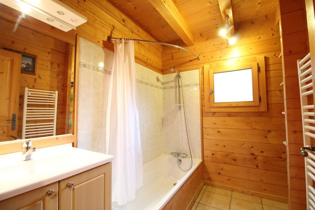 _clients_227430004_photos_118k_8653458