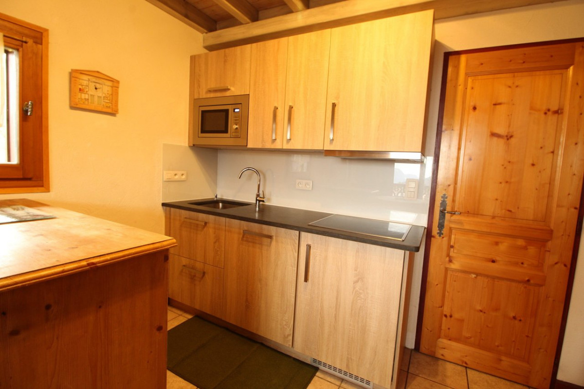 _clients_227430004_photos_163d_8530941