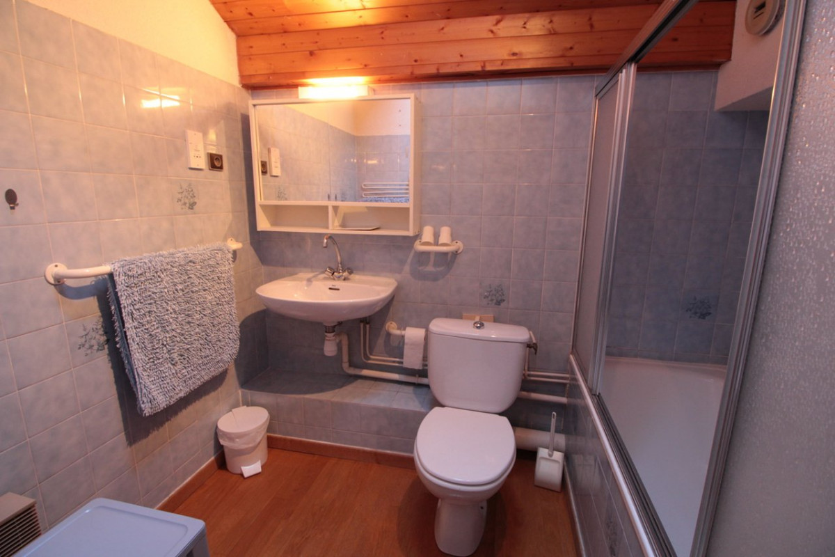 _clients_227430004_photos_187j_8531175