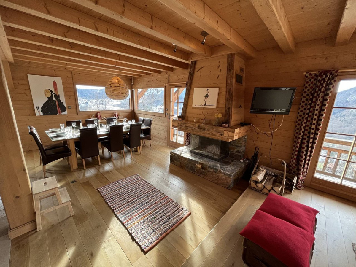 _clients_227430004_photos_203d_8371573