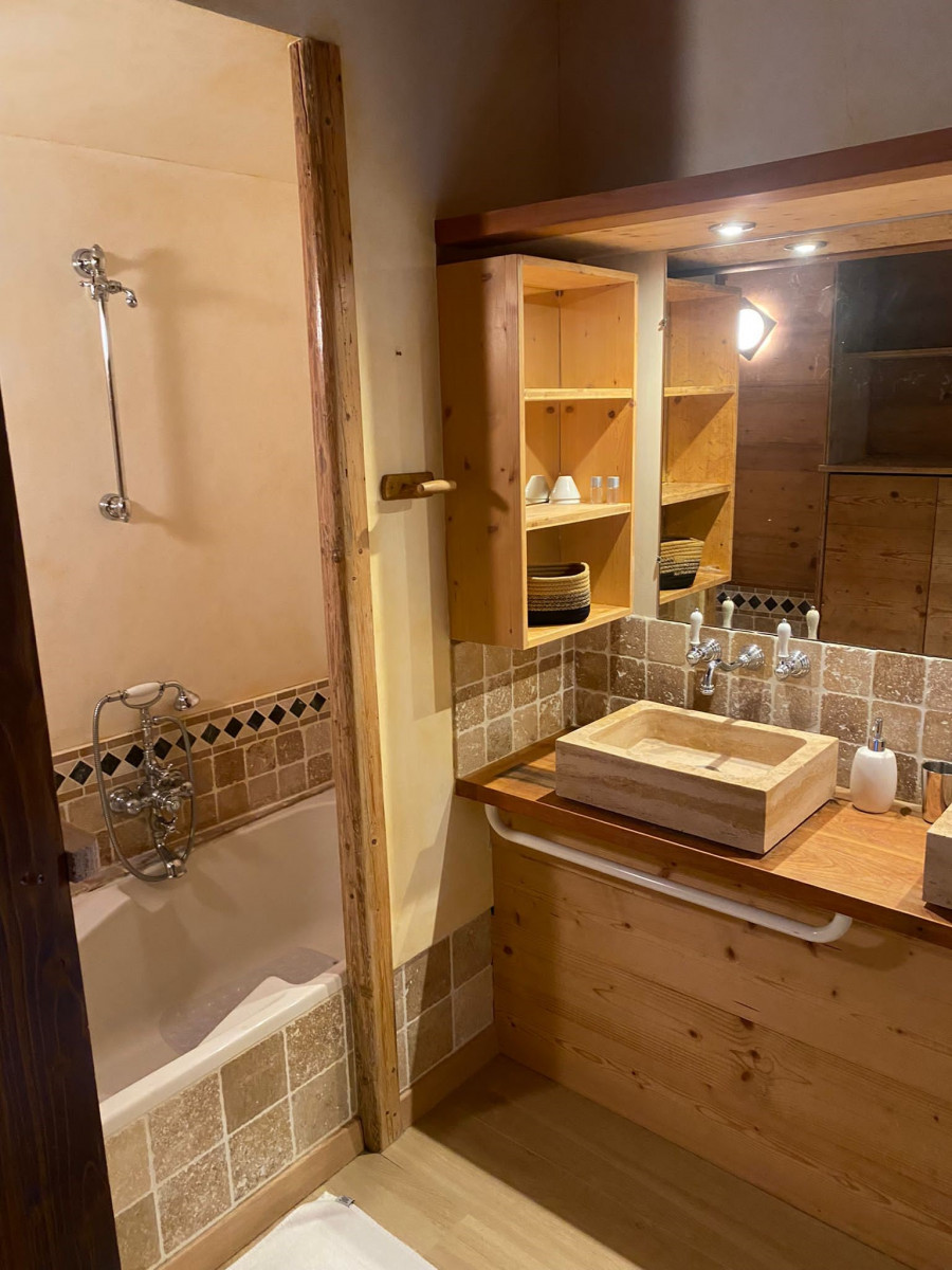 aigle-5-salle-de-bain-6373180