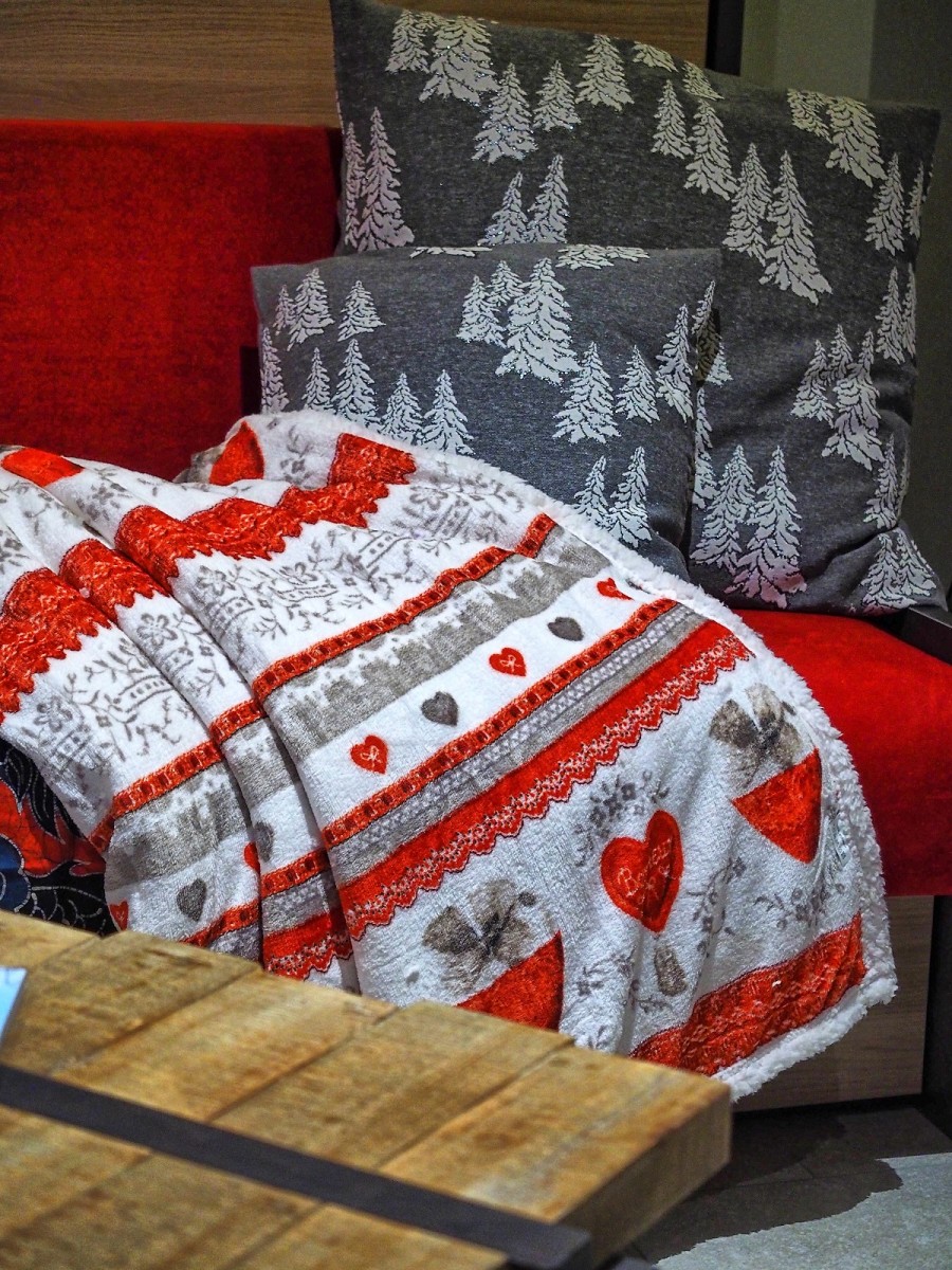chalet-arpitan-cosy-plaid-6158105