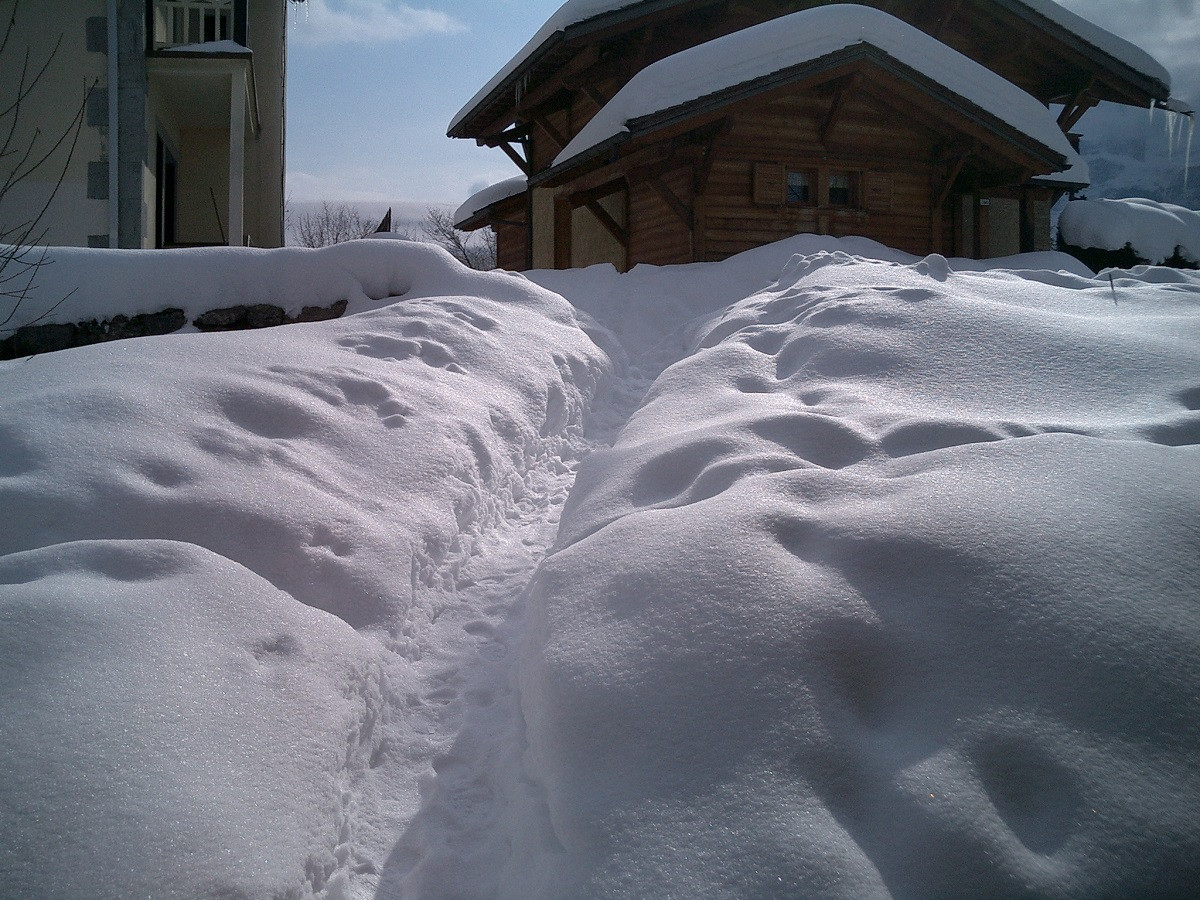 ext-rieur-sous-la-neige-1-6373197