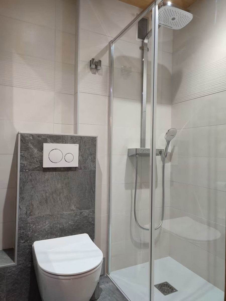 ffb5417c-45e2-465a-a783-d69e1ca2a464-8581207 ffb5417c-45e2-465a-a783-d69e1ca2a464-8581207