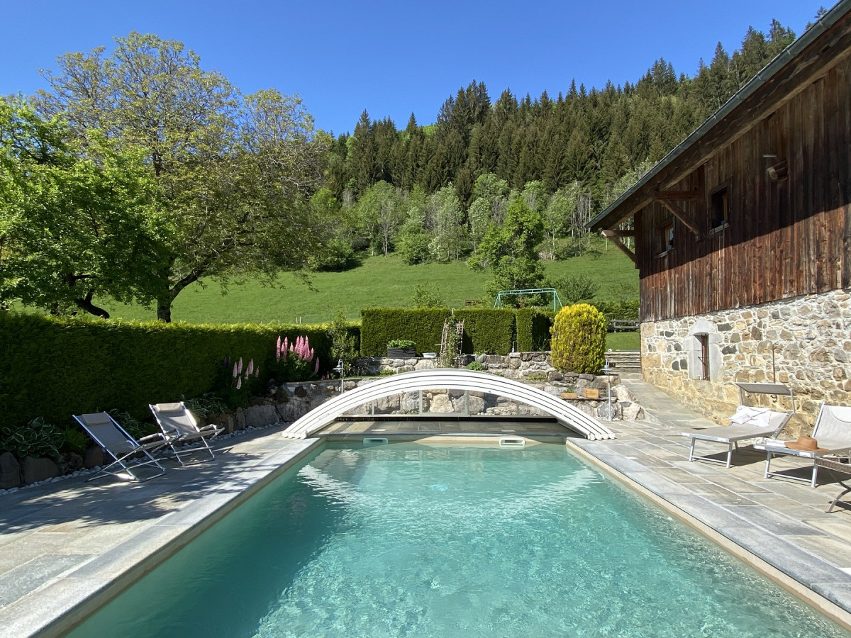 g-te-piscine1-location-6838287