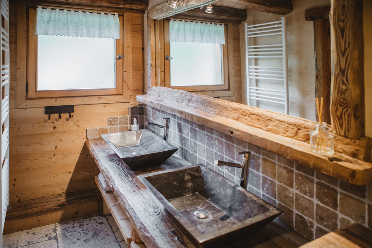 g-te-salledebain-6838282