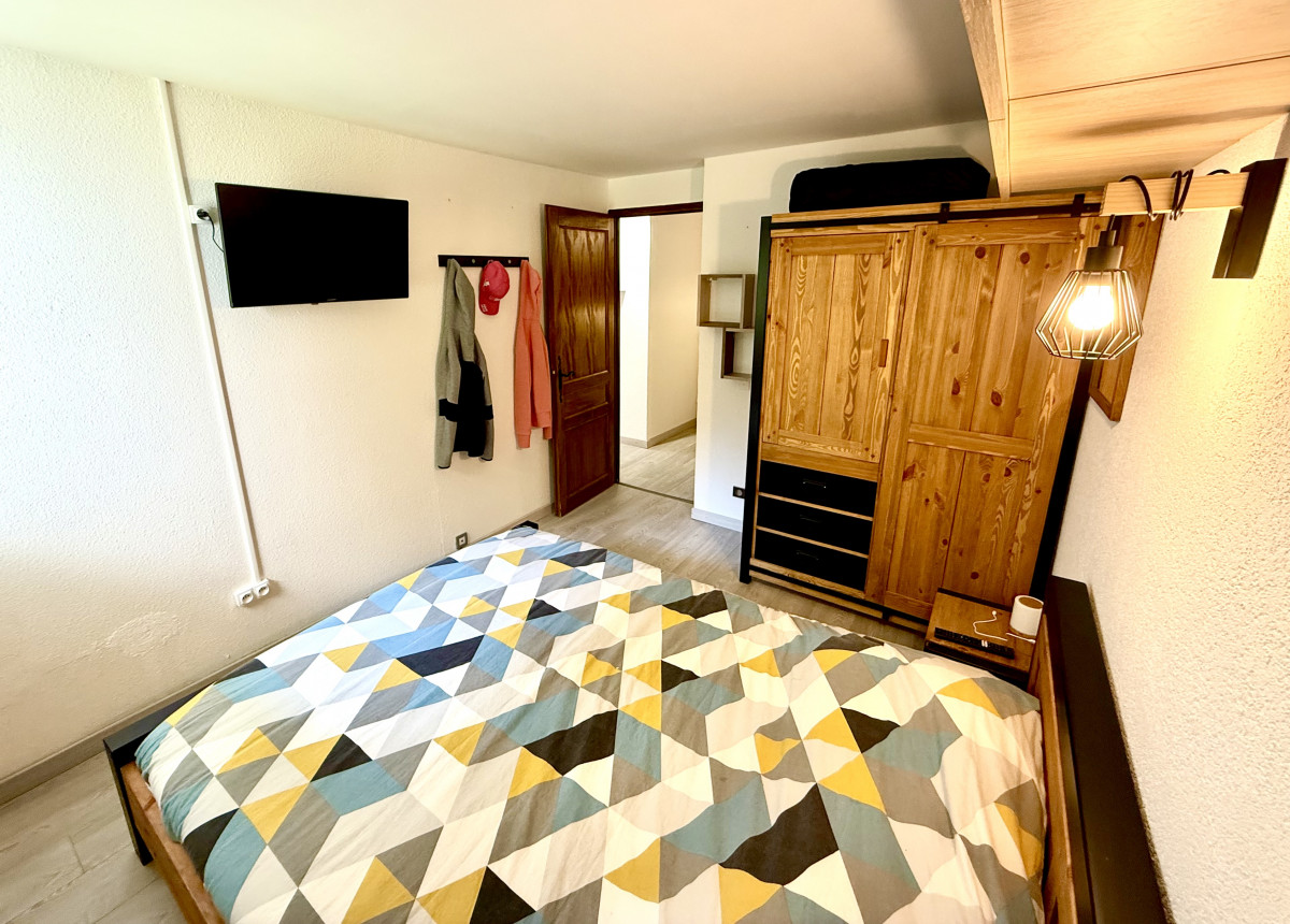 image00013-8601540 image00013-8601540