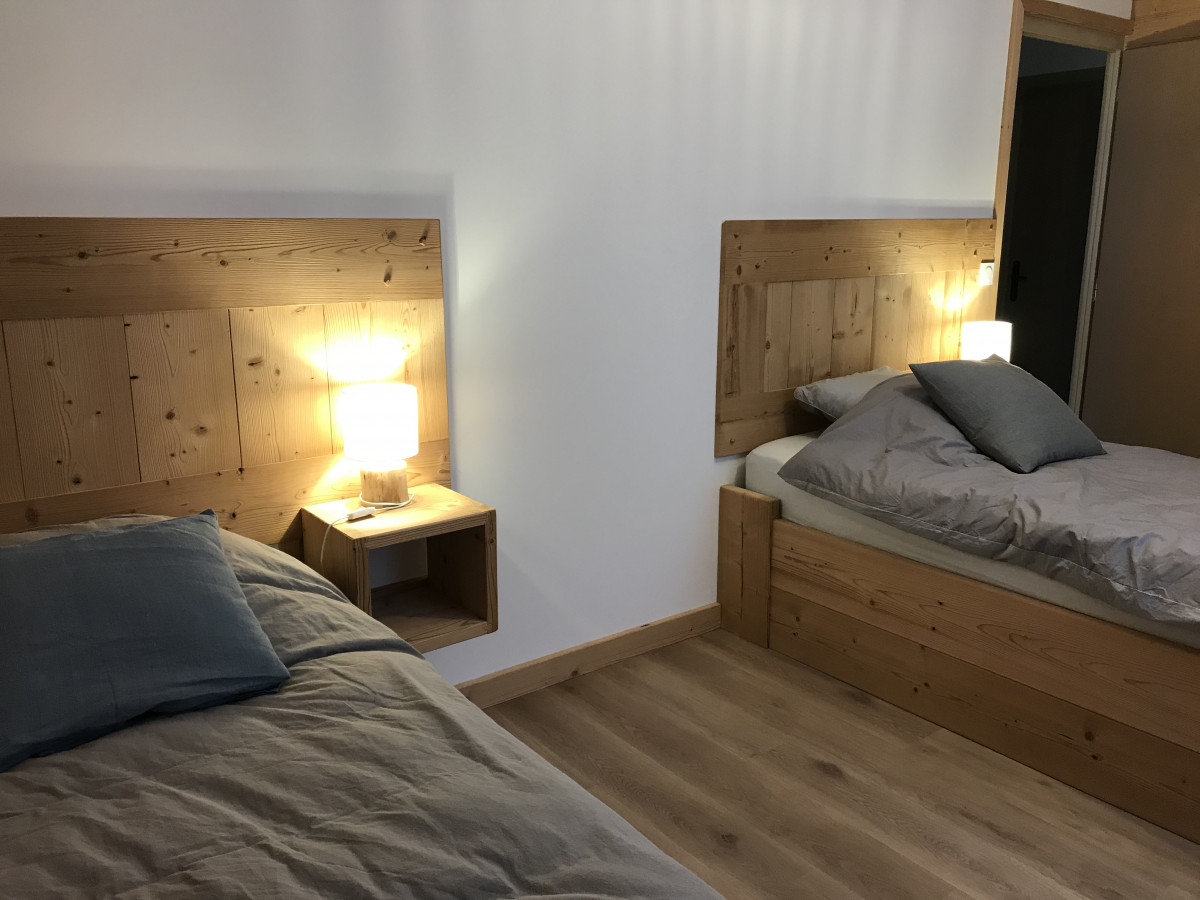 img-1018-6599859 img-1018-6599859