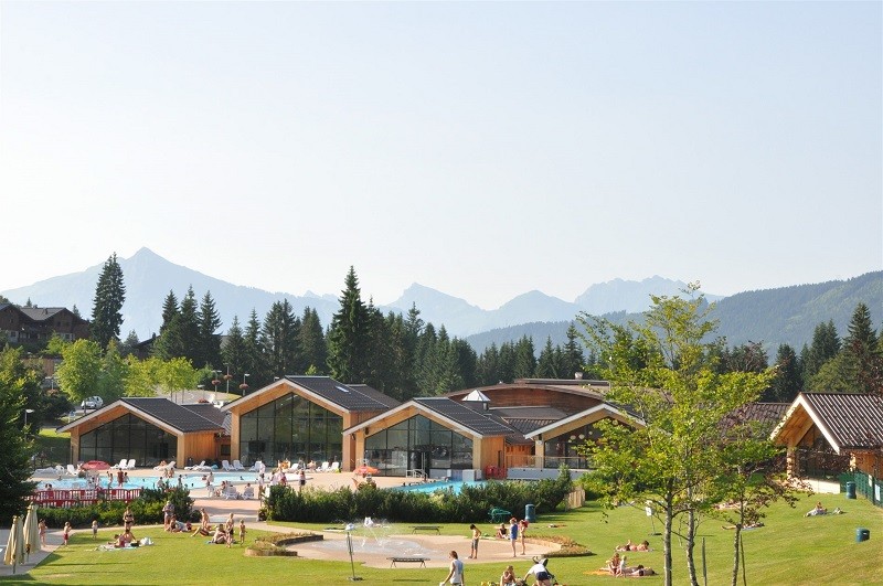 les-carroz-piscine-ete-2167093