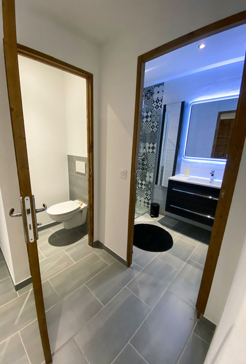 sanitaires-8617017 sanitaires-8617017