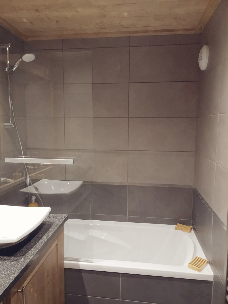 sdb-baignoire-6155717