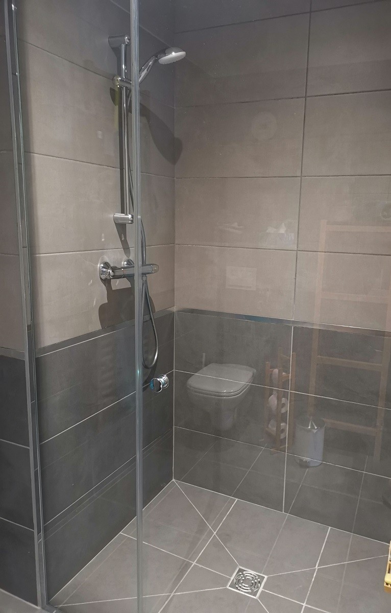 sde-douche-6155719