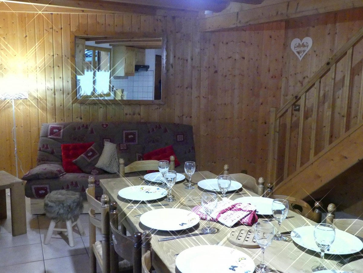 table-5844461