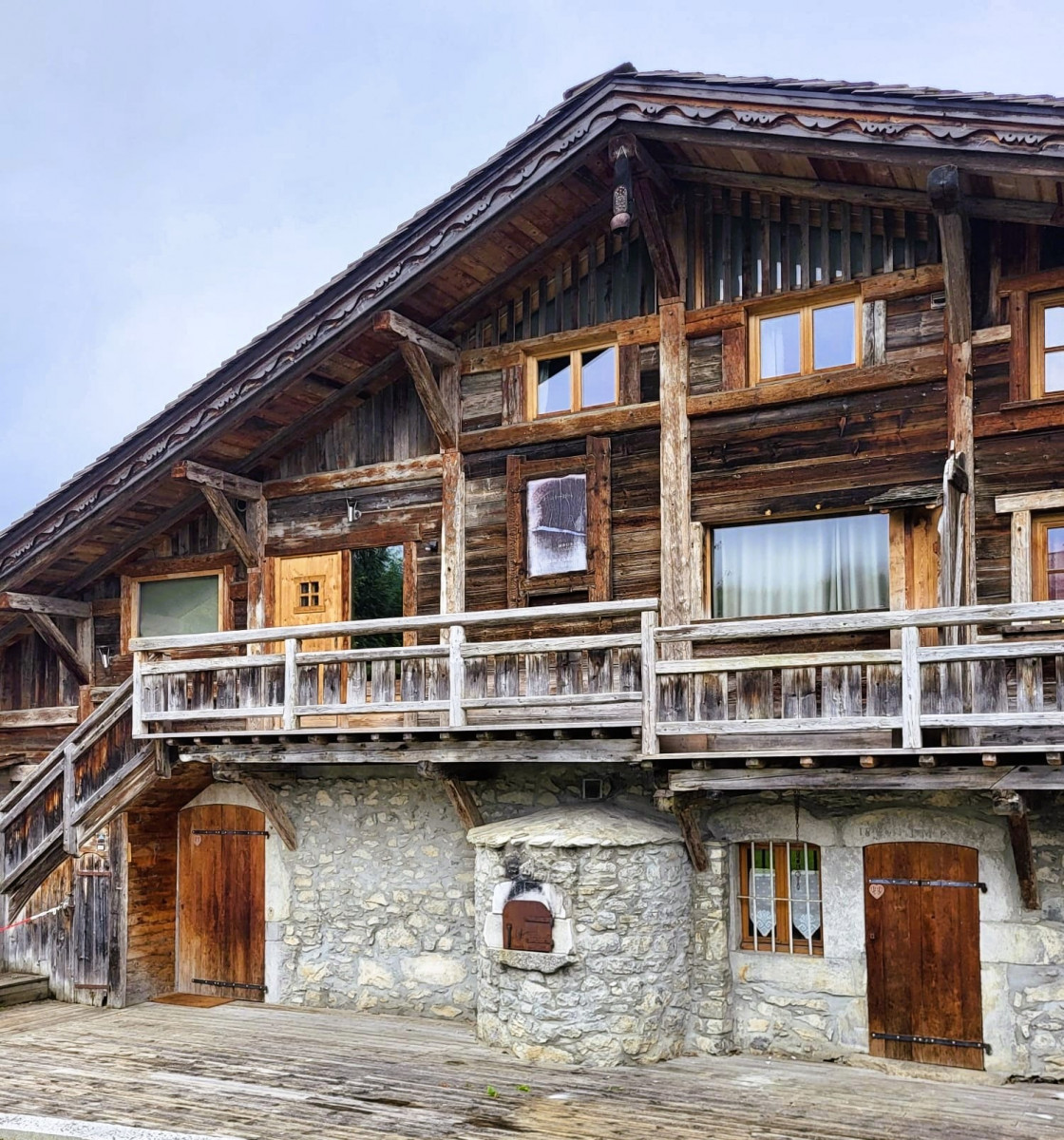 vuechalet1-7498123