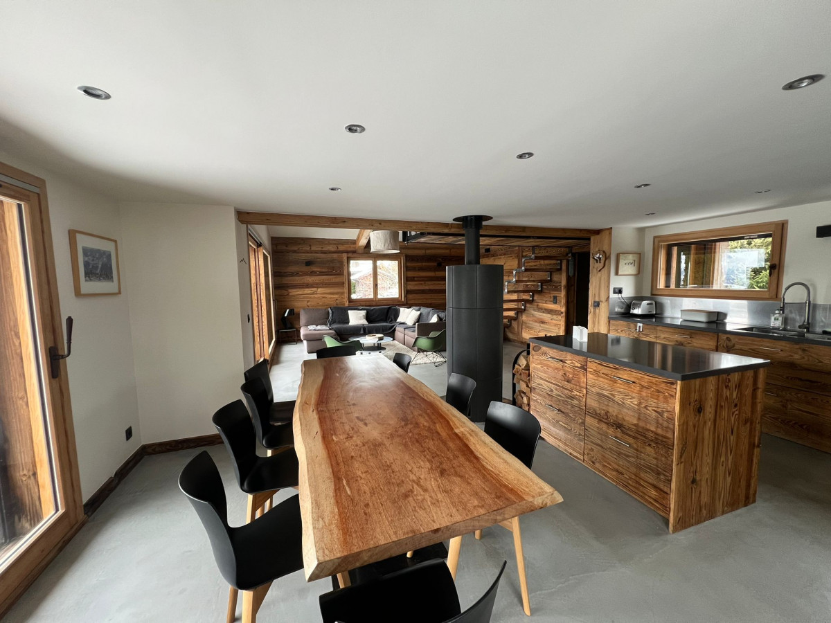 whatsapp-image-2026-02-15-at-11-06-07-8823365