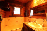_clients_227430004_photos_126k_8438153