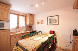 _clients_227430004_photos_145e_8558836