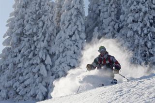 ski-hors-piste-poudreuse-cervos-73193
