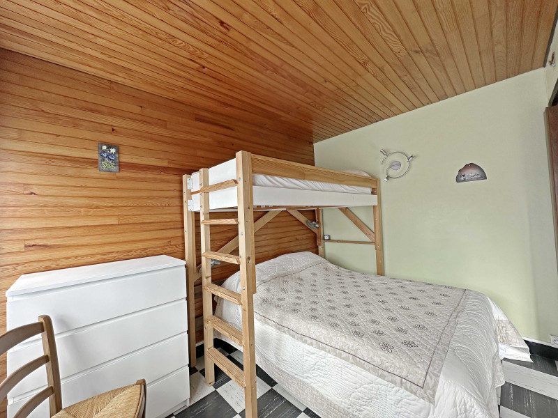 aa53cfb4acf252db9e51c79d9ba786bef1f16c75