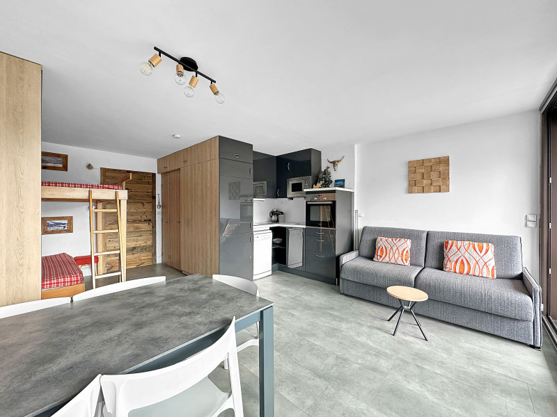 94920e4e9c61425db4de611b1f47950f14ef95f1