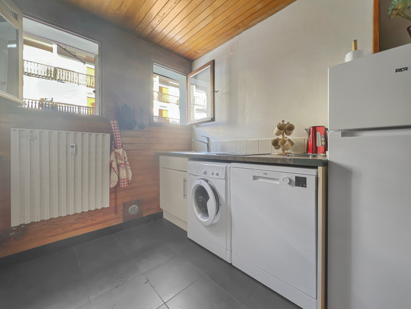 e2ca328f9013376e2544958452488848f51f2918