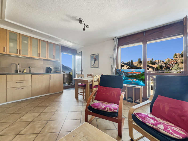 f8d3a896d964a76935708b4ad91ff9d6f554799c