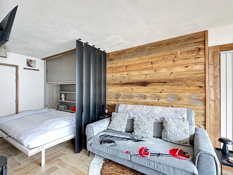 794c745f095deb7c0cad1aaed2abdaf84909d10d