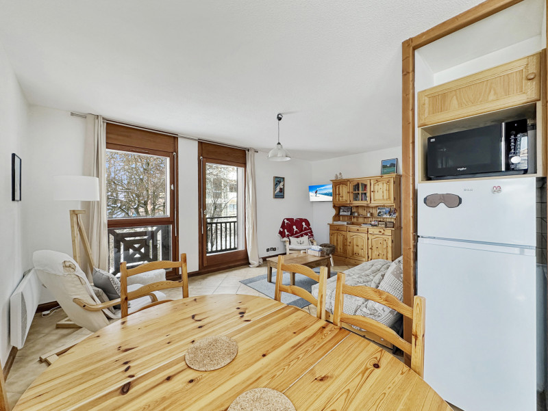 e756d4ddc44fc85d26387a58cceb831bf9df67fb