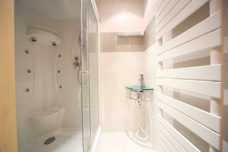 _clients_227430004_photos_10l_8816857