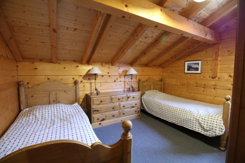 _clients_227430004_photos_118j_8830123 _clients_227430004_photos_118j_8830123