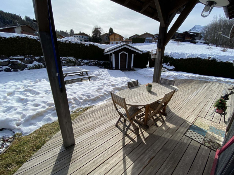 _clients_227430004_photos_121l_8938360