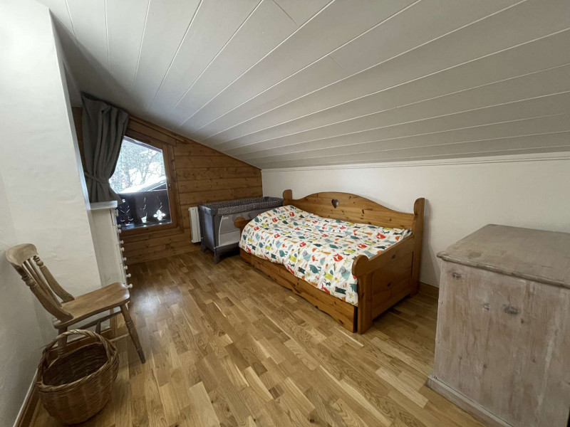 _clients_227430004_photos_128g_8912329