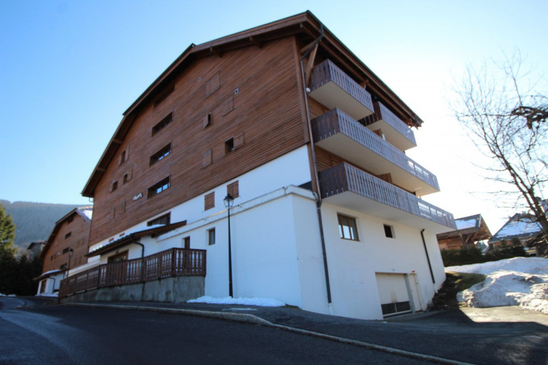 _clients_227430004_photos_134j_8755080