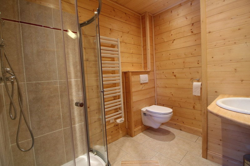 _clients_227430004_photos_136m_8888700